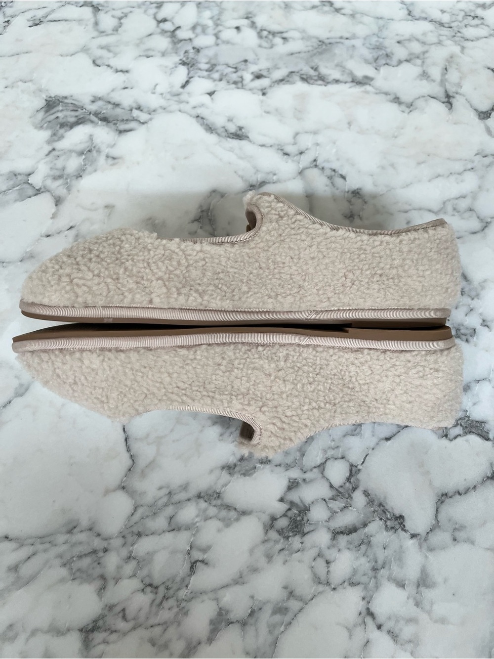 AE Cozy Mary Jane Ballet Flats Ivory Sherpa Winter Size 9 - Picture 9 of 12